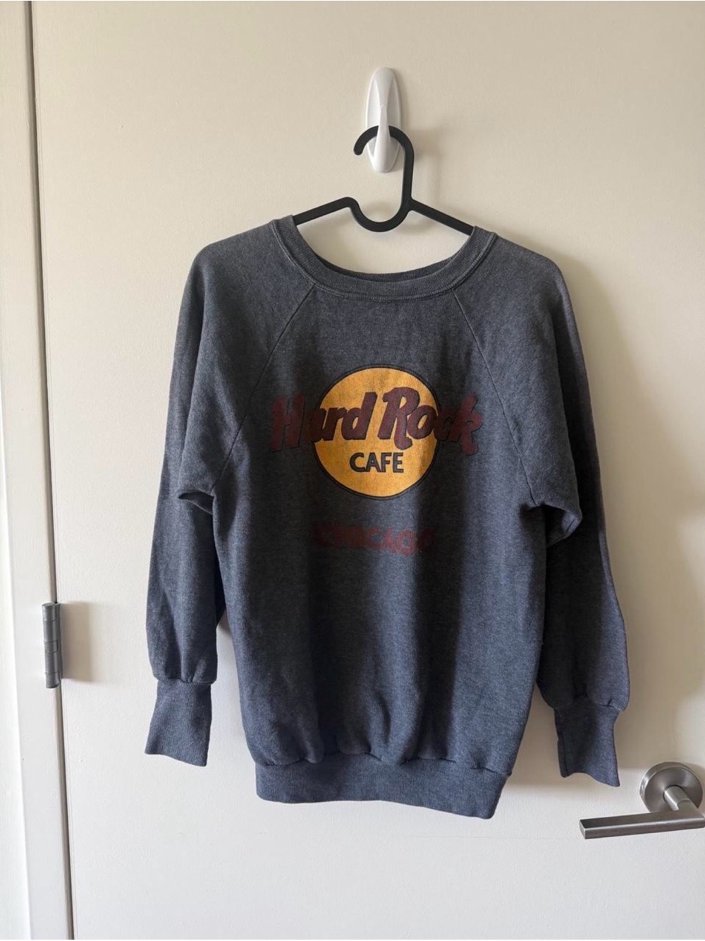 Hard Rock Cafe Chicago Gray Crewneck Sweatshirt